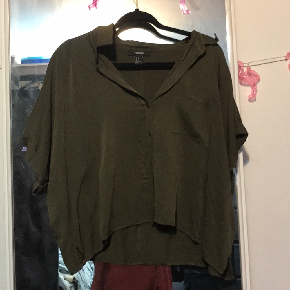 Never worn Boxy olive green button up blouse